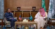 وزير الداخلية السعودي ونظيره الماليزي يبحثان تعزيز التعاون الأمني