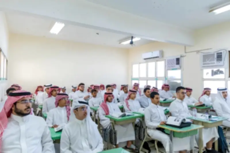قبل الامتحانات بـ12 يوماً.. 6.5 مليون طالب يعودون للمدارس في السعودية