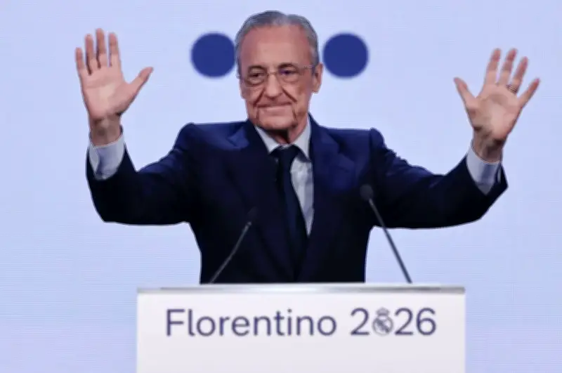 بيريز يعد بصفقة مدوية بقيمة 150 مليون يورو لجماهير ريال مدريد
