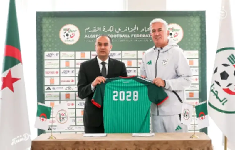 الاتحاد الجزائري يمدد عقد بيتكوفيتش حتى 2028 قبل كأس العالم