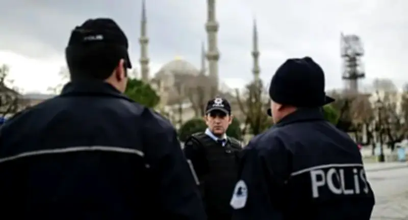 فضيحة مخدرات تهز نجوم الدراما التركية.. 22 مشهوراً في قبضة الشرطة