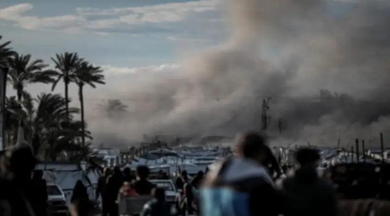 استشهاد 3 فلسطينيين في قصف إسرائيلي على دراجة نارية بخان يونس