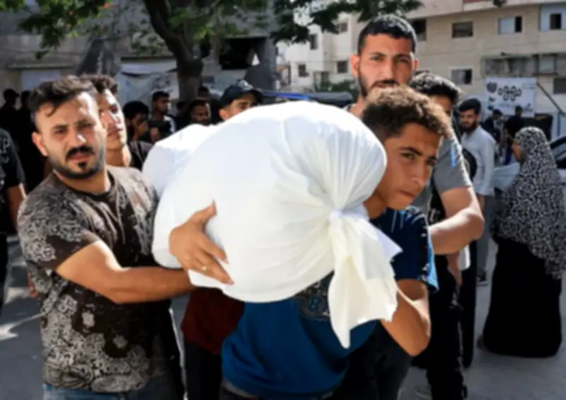 استشهاد 4 فلسطينيين بغارات إسرائيلية ومفاوضات القاهرة تتعثر