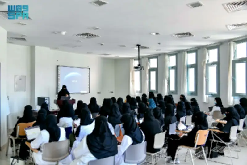 46 جامعة سعودية تستعد لاستقبال خريجي الثانوية عبر منصة قبول