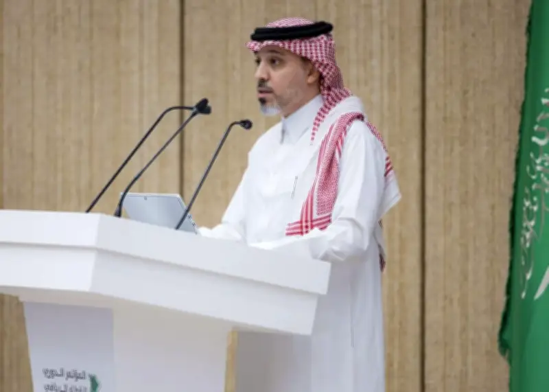 تأجيل تخصيص نادي الشباب لعدم جدوى العروض وطرح 5 أندية جديدة