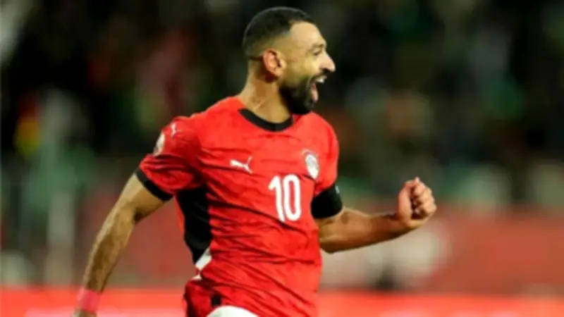 الهلال يخطط لضم محمد صلاح بعقد 3 مواسم و20 مليون يورو سنوياً