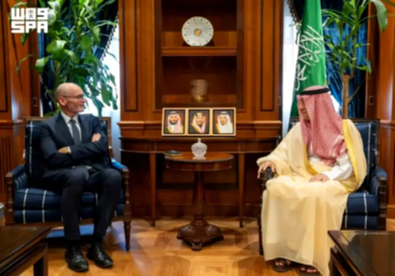 الجبير يبحث مع سفير بريطانيا العلاقات الثنائية والقضايا المشتركة