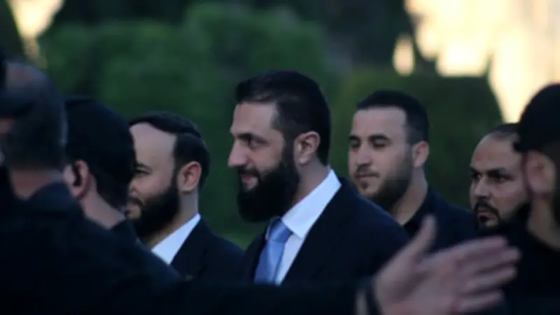 الشرع ينفي تقارير عن تدخل عسكري سوري في لبنان