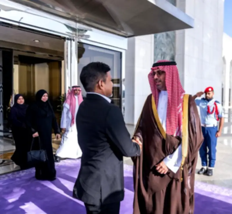 نائب رئيس المالديف يغادر جدة بعد زيارة رسمية
