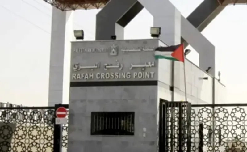 وصول دفعة جديدة من العائدين الفلسطينيين إلى غزة عبر رفح