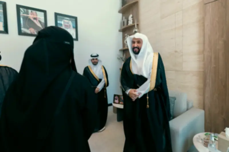 وزير العدل يستقبل قيادات الوزارة للتهنئة بعيد الأضحى المبارك