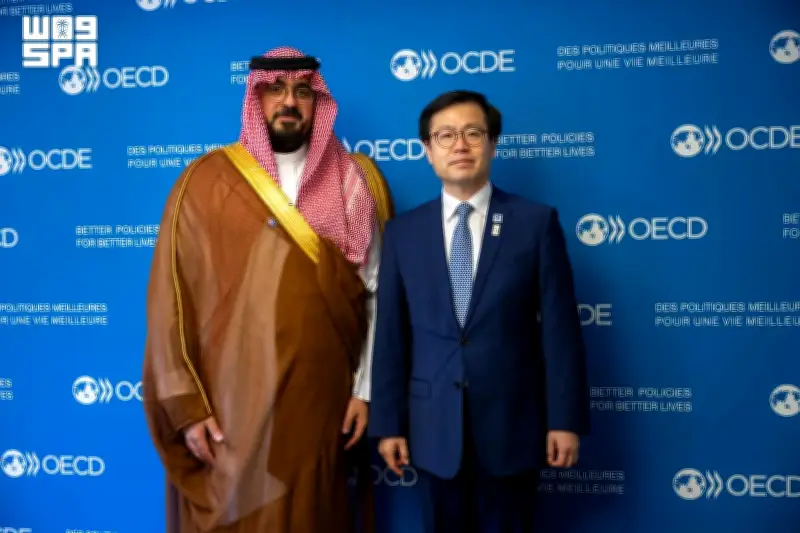 وزير الاقتصاد السعودي يبحث تعزيز التعاون الاقتصادي مع كوريا الجنوبية في باريس