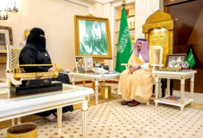 أمير القصيم يطلع على التقرير السنوي للأحوال المدنية بالمنطقة