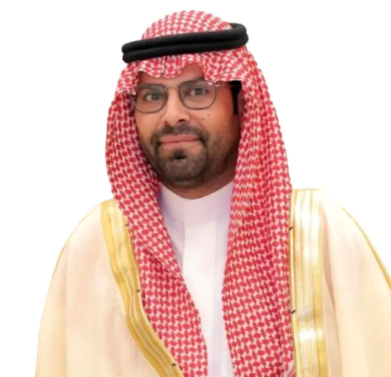 أمير القصيم يفتتح مشاريع تنموية ويطلع على احتياجات المواطنين