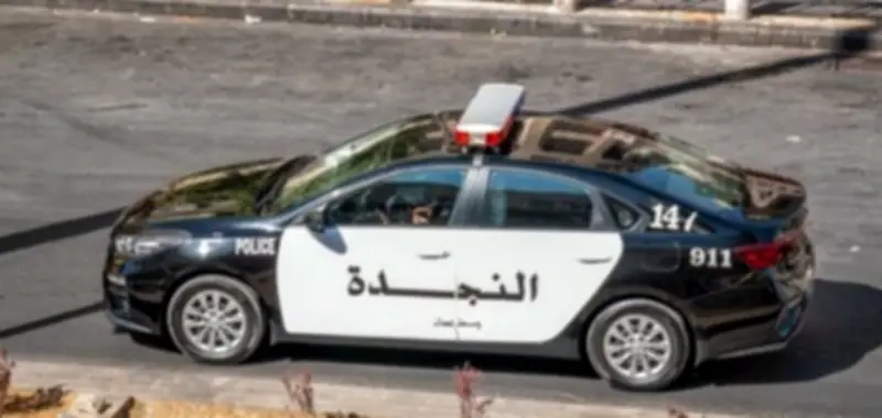 مأساة في الأردن: رجل يقتل زوجته وموظفين داخل مركز اجتماعي ثم يُعثر عليه جثة