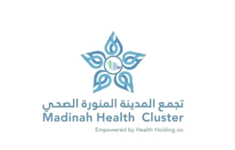 فريق الأشعة التداخلية يعالج تضخم البروستاتا بالصمغ الطبي دون جراحة