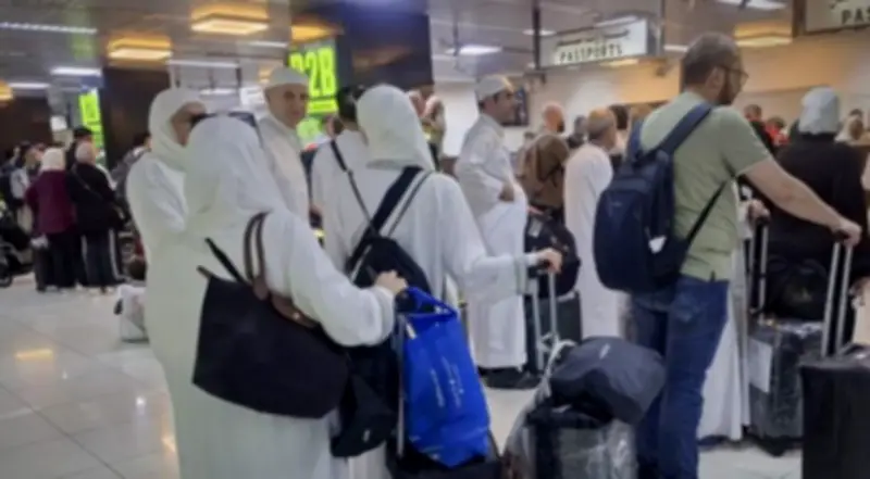 سوريا تحول رحلتي حجاج إلى الأردن بسبب قيود الأجواء