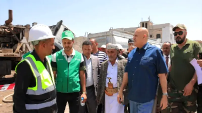مركز الملك سلمان يدشن مشاريع مياه وطاقة في تعز ومأرب