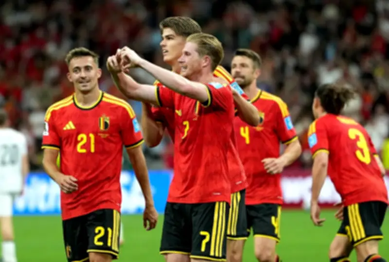 بلجيكا تسحق نيوزيلندا 5-1 وتتصدر المجموعة السابعة في المونديال