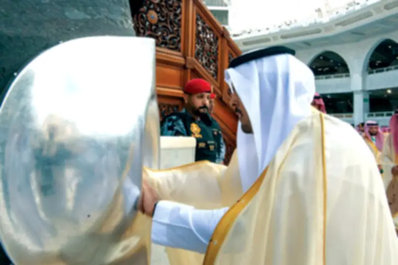 نائب أمير مكة يتشرف بغسل الكعبة المشرفة غداً نيابة عن الملك سلمان