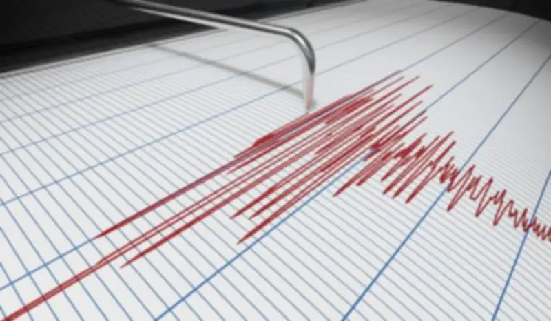 زلزال بقوة 6.7 درجات يضرب إندونيسيا وهزات ارتدادية تعقبه