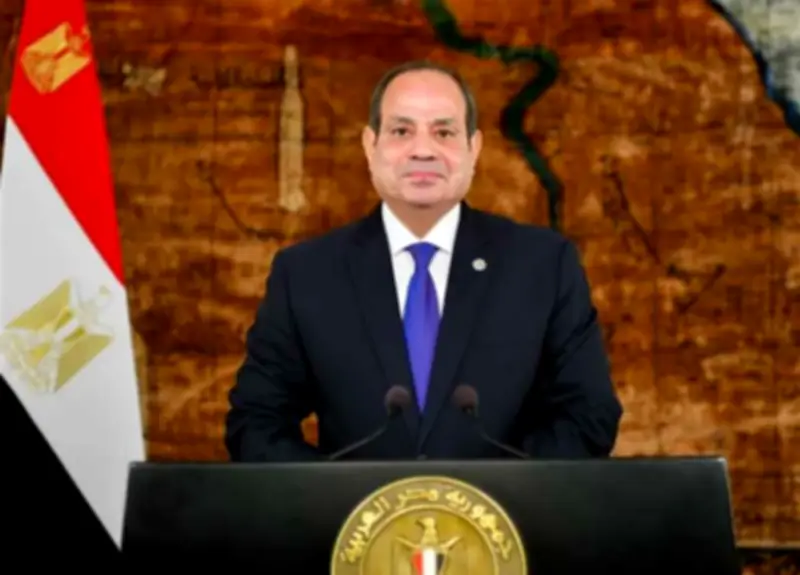 الرئيس السيسي يعزي خادم الحرمين وولي العهد في ضحايا طائرة أرامكو