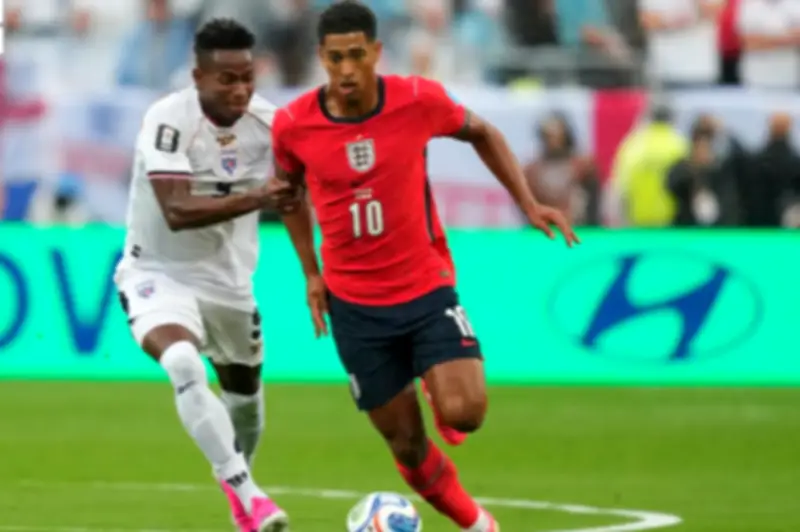 إنجلترا تهزم بنما 2-0 وتتصدر مجموعتها في كأس العالم