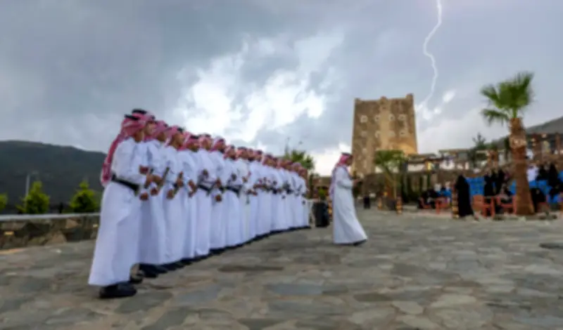 عروض الفلكلور الشعبي تثري تجربة زوار قصور أبو سراح التاريخية بعسير