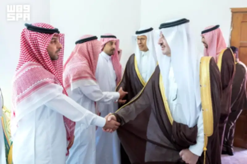صلاة الجنازة على شهداء تحطم طائرة أرامكو في الدمام