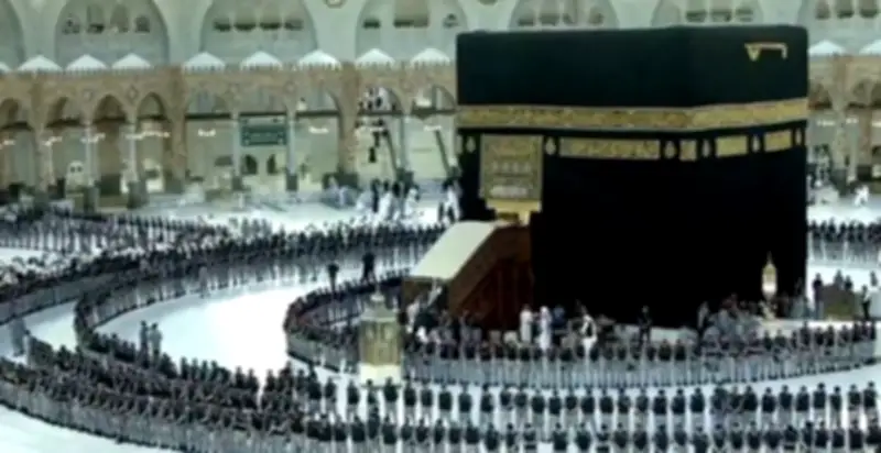 وزارة الحج توضح خطوات غسل الكعبة المشرفة السنوي