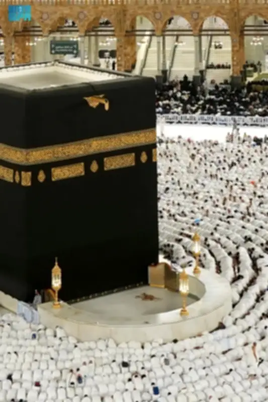 الهيئة المسؤولة تحدد أوقات دخول حجر إسماعيل للرجال والنساء