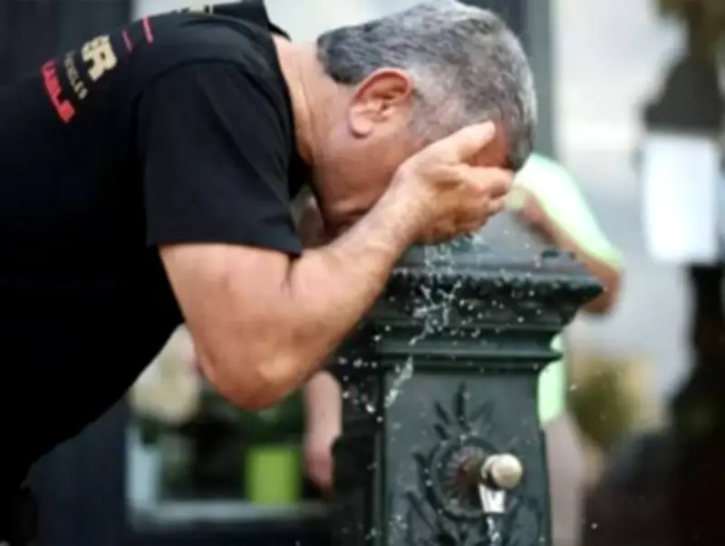 موجة حر قياسية تقطع الكهرباء عن 68 ألف أسرة في جنوب غرب فرنسا