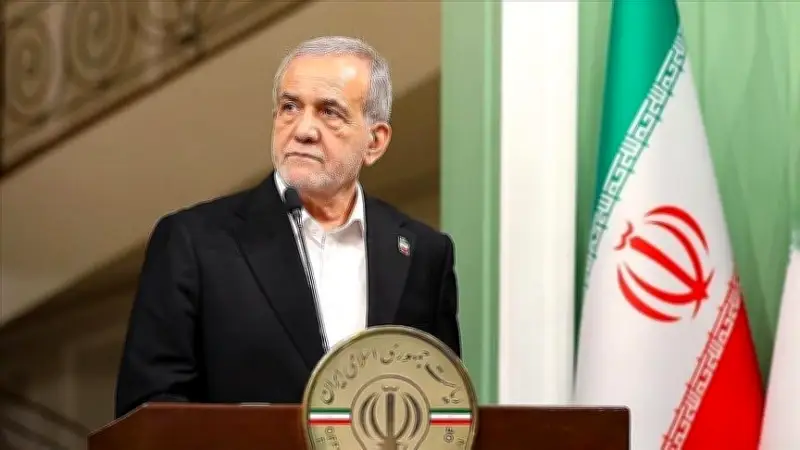 الرئيس الإيراني يزور باكستان غداً بعد جولة مفاوضات مع أمريكا