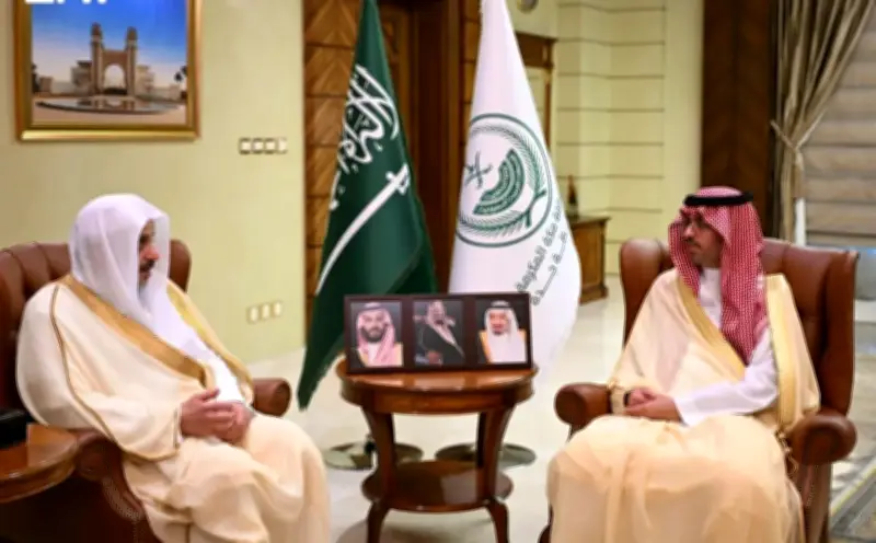 محافظ جدة يستقبل مدير التوجيه والإرشاد بوزارة الداخلية