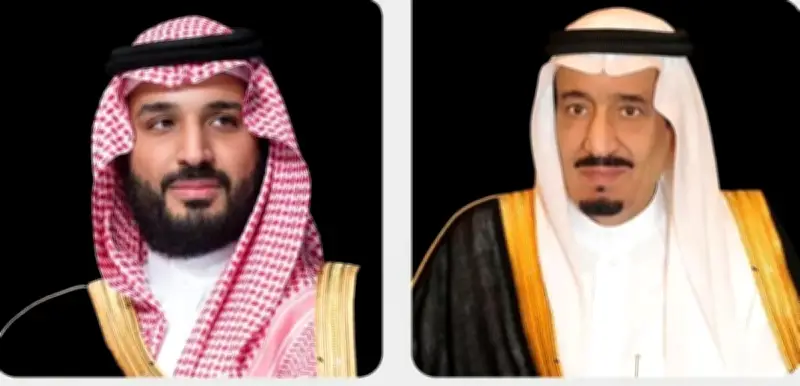 الملك سلمان وولي العهد يعزيان أمير قطر في ضحايا انفجار راس لفان
