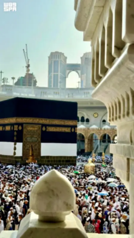 استعدادات دقيقة لاستبدال كسوة الكعبة المشرفة مع بداية العام الهجري الجديد