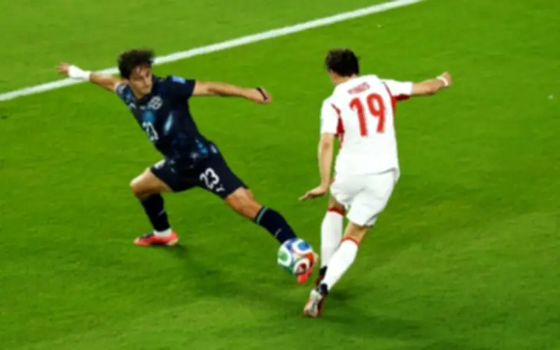 باراغواي تقصي تركيا من كأس العالم 2026 بعشرة لاعبين