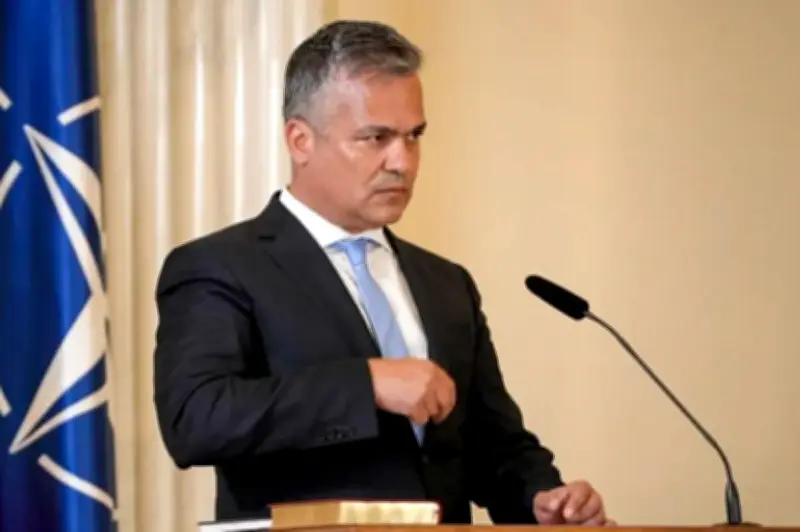 الرئيس الروماني يرشح أدريان فيستيا لمنصب رئيس الوزراء