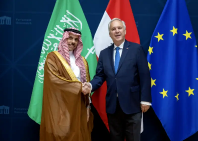 فيصل بن فرحان يبحث مع رئيس البرلمان النمساوي تعزيز العلاقات والقضايا الإقليمية