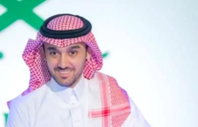 وزير الرياضة يثق بقدرة الأخضر على الفوز والتأهل في المباراة الحاسمة