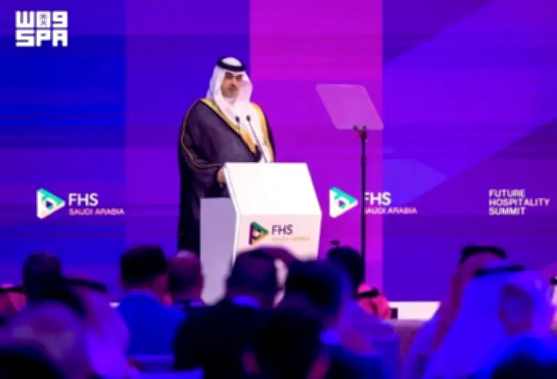 وزارة السياحة تطلق تقرير الاستثمارات العالمية في قمة الضيافة 2026 بالرياض