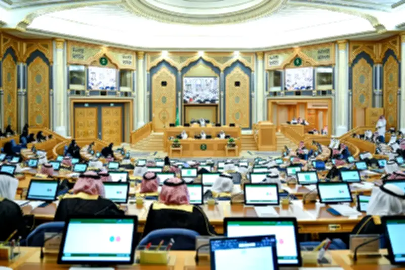 الشورى يطالب بالتأمين الإلزامي ويدعو لقياس أثر سياسات البيئة