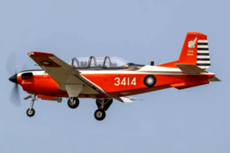 تايوان تعلن مقتل طيارين في تحطم طائرة تدريب من طراز T-34C
