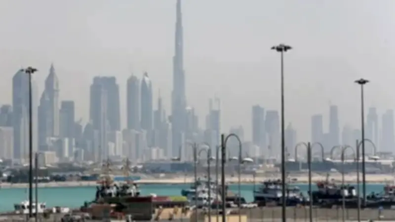 عطل فني يرسل إنذاراً خاطئاً بتهديد صاروخي في الإمارات ويسبب هلعاً