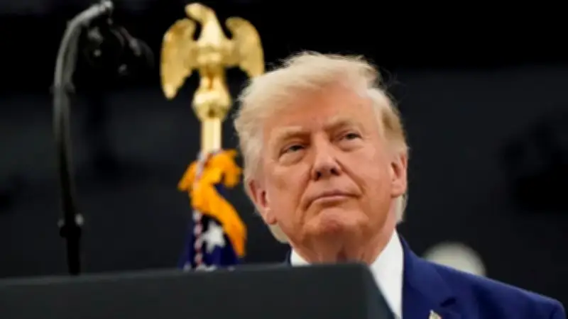 ترامب يهدد إيران إذا أخلت بالاتفاق ويمهلها 60 يوماً