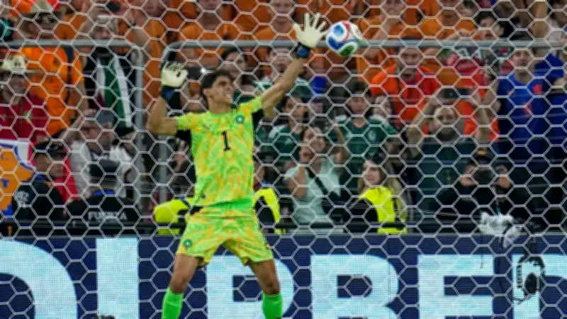 ياسين بونو يحطم رقمًا تاريخيًا في كأس العالم بعد التصدي لـ6 ركلات ترجيحية