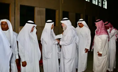 آل مراد وآل الخياط يتلقون التعازي في فقيدة الأسرة فائقة سراج خياط