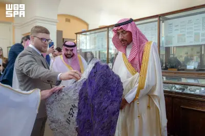 وزير الصناعة يبحث شراكات صناعية مع روسيا في سانت بطرسبرغ