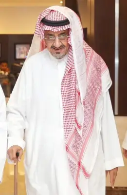 تركي الفيصل يرد على مهاترات التاريخ: تاريخ والدي أكبر من جدلكم