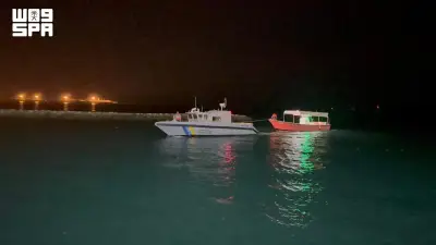 حرس الحدود بينبع ينقذ مواطنين تعطلت واسطتهما البحرية في عرض البحر